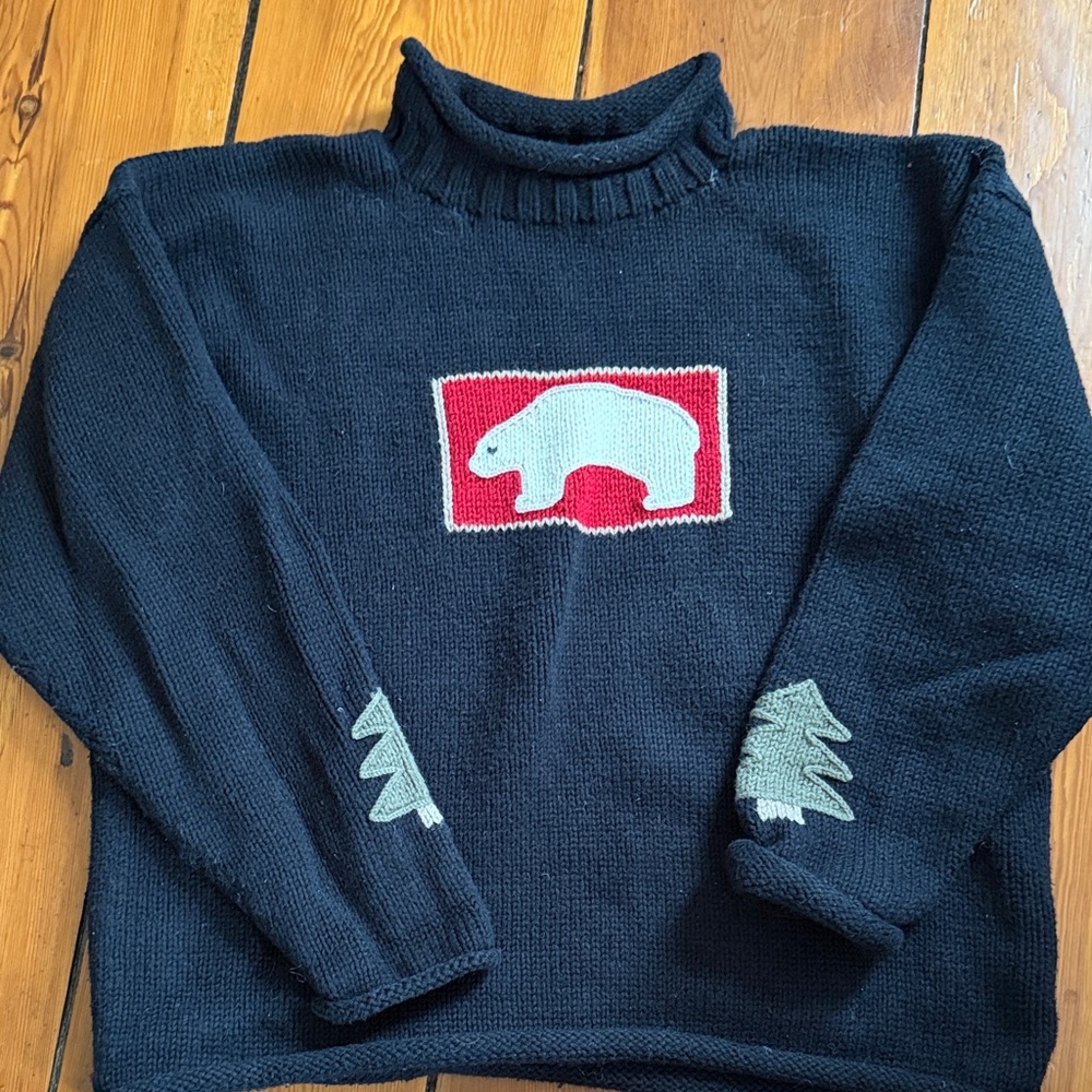 Planet Earth Imports Black Sweater with Polar Bear Size Xs/S 100% cotton